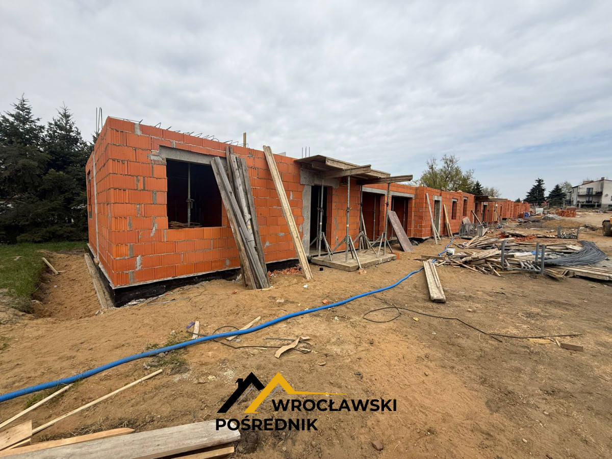 | Dom z Ogrodem |  Północ Wrocławia | 285830