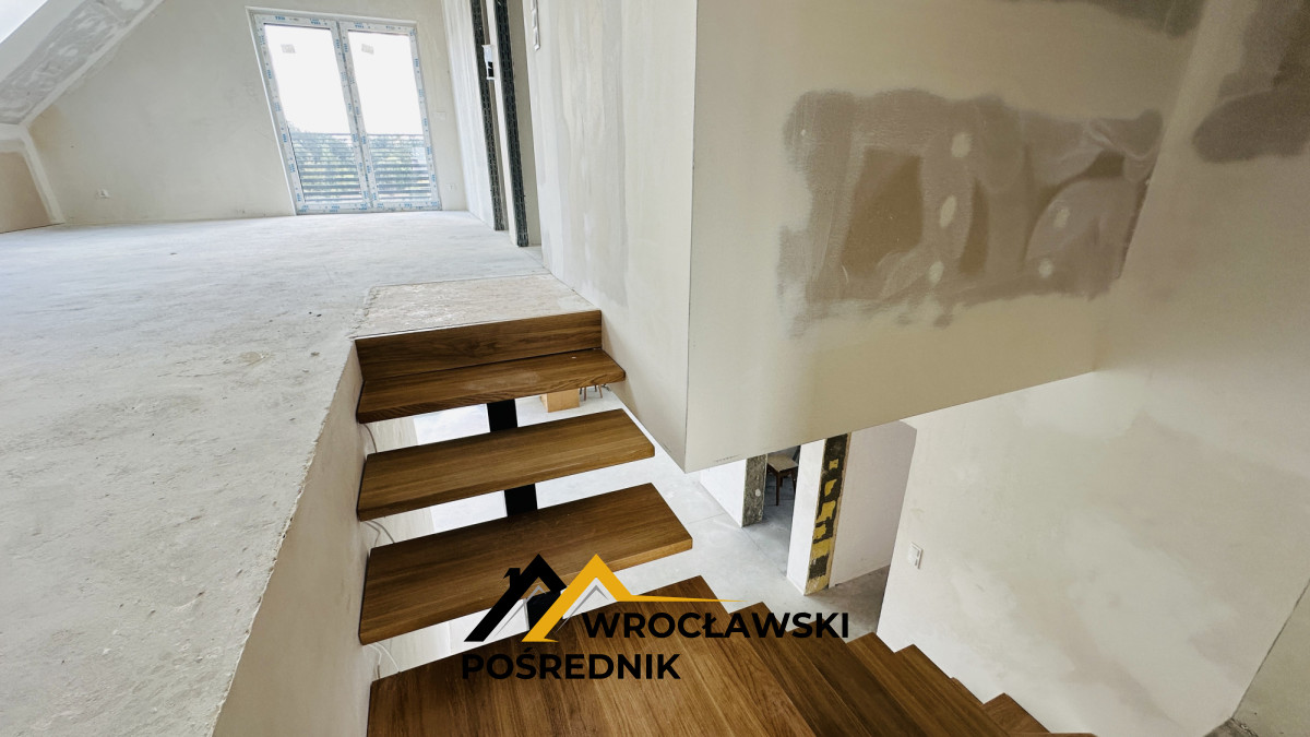 Dom Wolnostojący | Wisznia Mała |  Duży Ogród | 715956