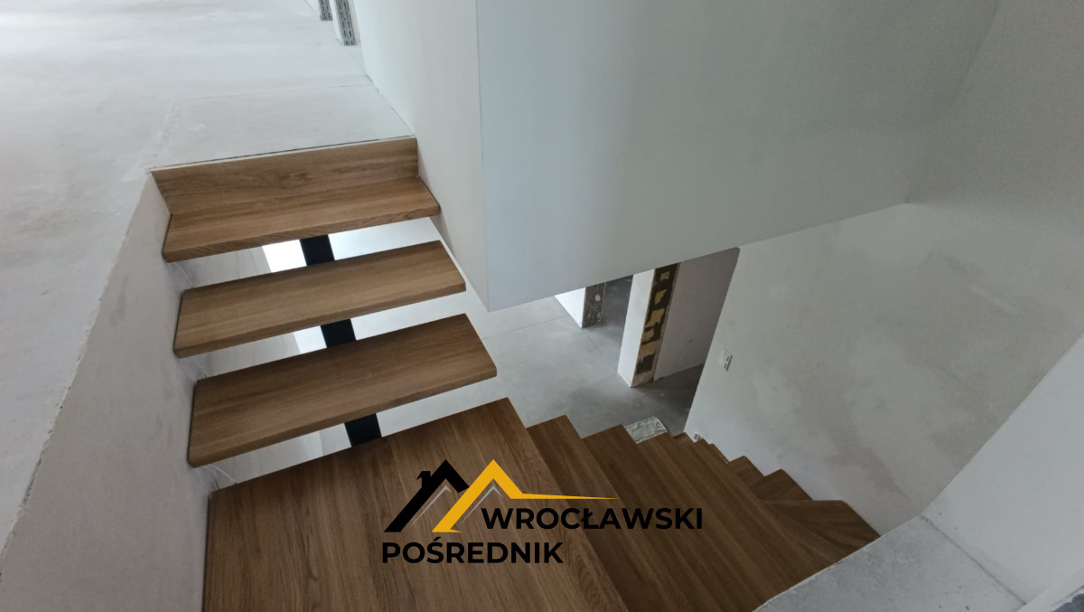 DOM WISZNIA MAŁA WROCŁAWSKI POŚREDNIK DUŻA DZIAŁKA 715956